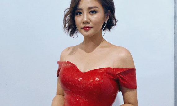 Bị hack camera ca sĩ Văn Mai Hương lộ cảnh không mặc đồ 6 văn mai hương